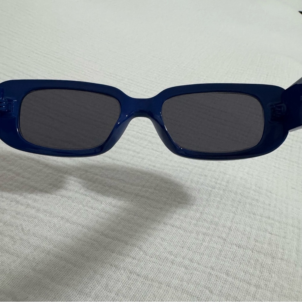 A.J. Morgan Bold Blue Sunglasses - Picture 8 of 8